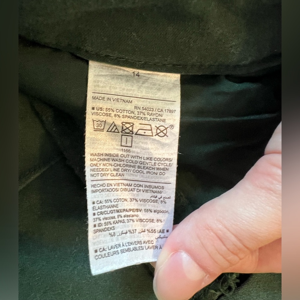Old Navy High-Waisted Pixie Ankle Pants - Picture 3 of 5
